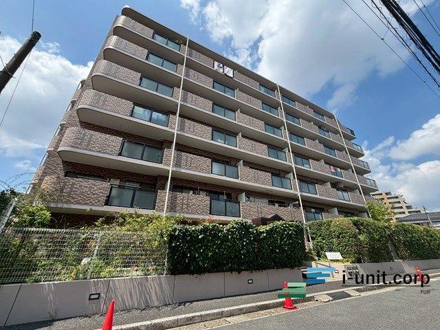 リノベーション済みで室内綺麗です。