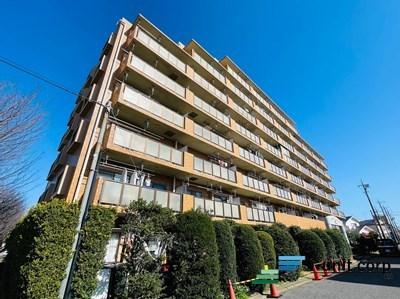 本物件は閑静な住宅街に位置しています。落