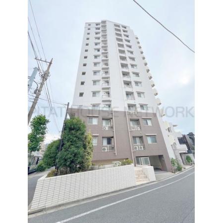 葛西駅 徒歩10分です。