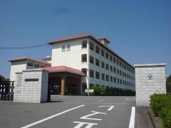 長崎県立西陵高校：1227m