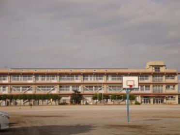 大村市立竹松小学校：1517m