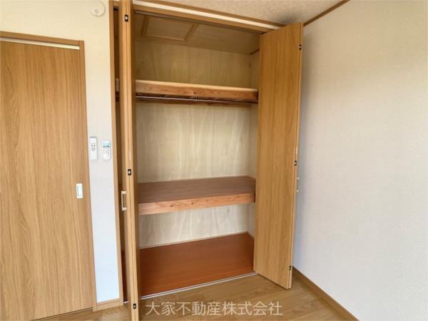 ハイツ長里B（105） 収納