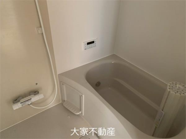 グローリー鷲崎　C棟（101） バス／シャワー