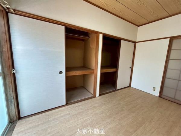 スカイハイツ（102） 収納