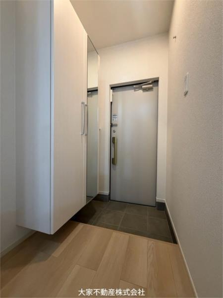 リアン（102） 玄関