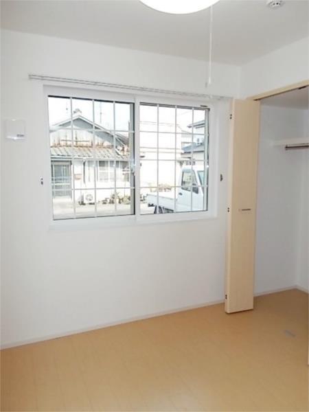 サンリット古町（101） 収納