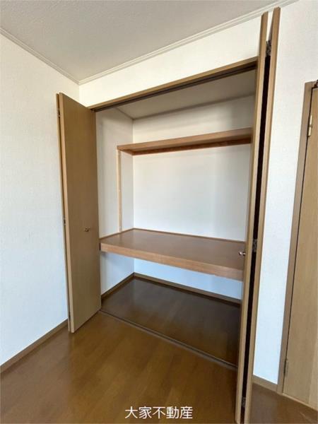エスポアールIZUMI（206） 収納