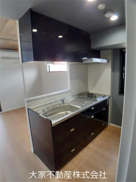 APARTMENTS CODE ISAHAYA（1003） キッチン