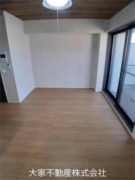APARTMENTS CODE ISAHAYA（1003） リビング