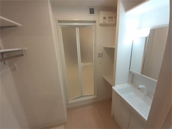 グランドソレイユ富の原　I（101） 部屋画像