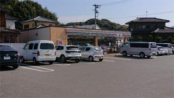 ｾﾌﾞﾝｲﾚﾌﾞﾝ 諫早宇都町店：534m