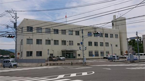 ｾﾌﾞﾝｲﾚﾌﾞﾝ 諫早平山町店：69m