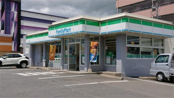 ﾌｧﾐﾘｰﾏｰﾄ 諫早永昌店：642m