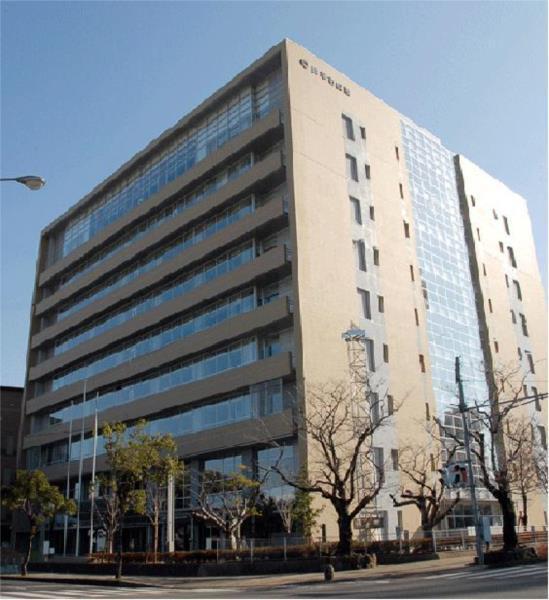 諫早市役所：867m