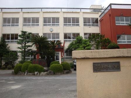 諫早市立小野中学校：1616m