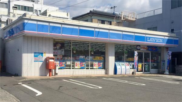 ﾛｰｿﾝ 諫早貝津工業団地店：742m