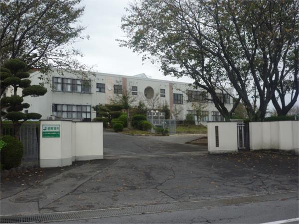 大村市立桜が原中学校：153m