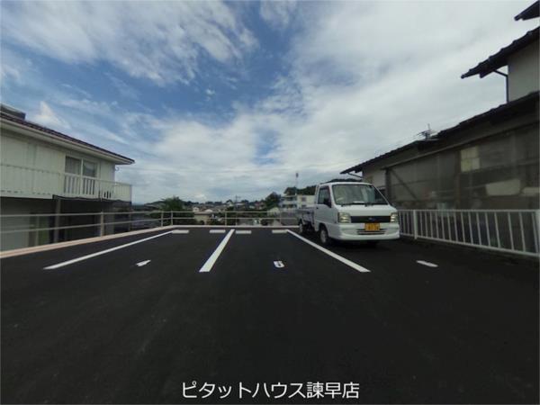 Haru　sonare貝津（102） 駐車場