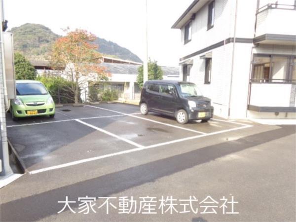 セジュールマイン　B棟（105） 駐車場