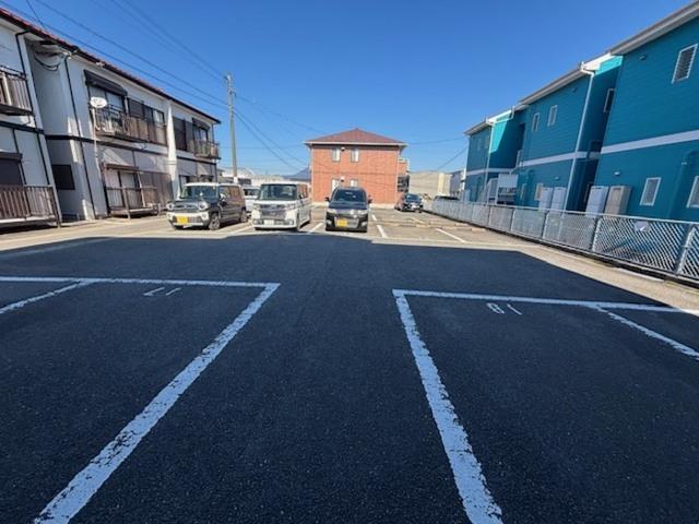 サンライズ豊　B棟（202） 駐車場