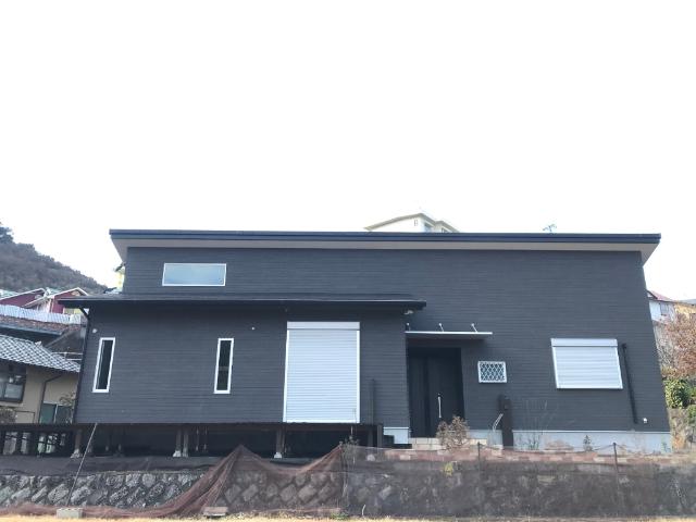 建物南面