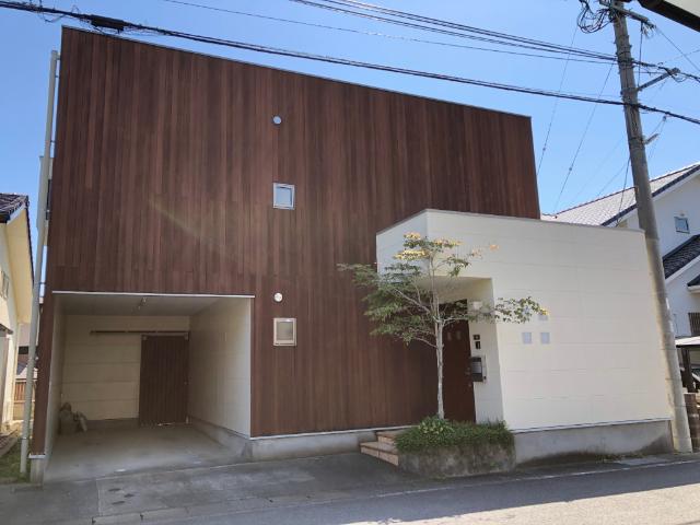 小船越町中庭のあるお家 外観