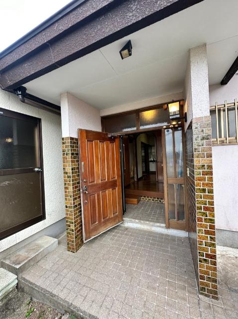 小野町 売家 玄関