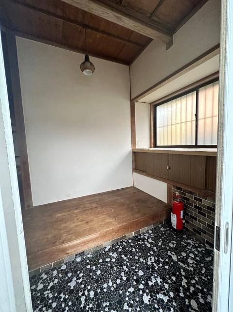 金谷町 売家 玄関