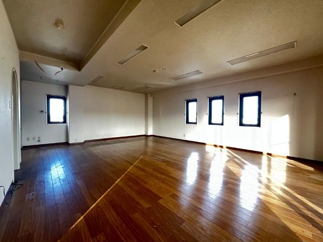 森山町本村売事務所兼住居 土地画像