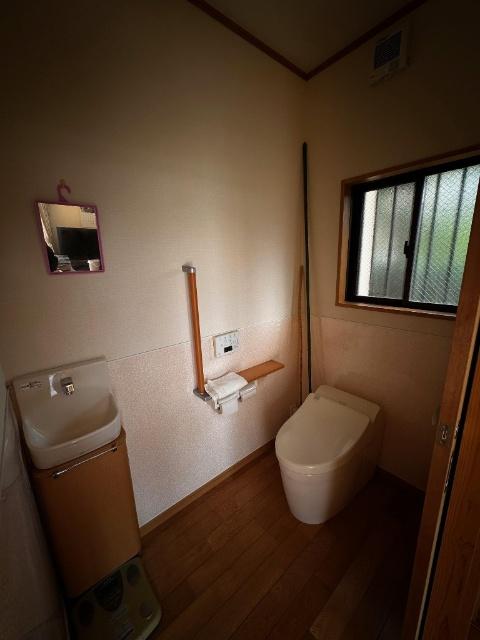 天満町　売家 トイレ