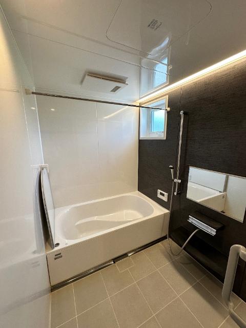 破籠井町平屋売家 バス／シャワー