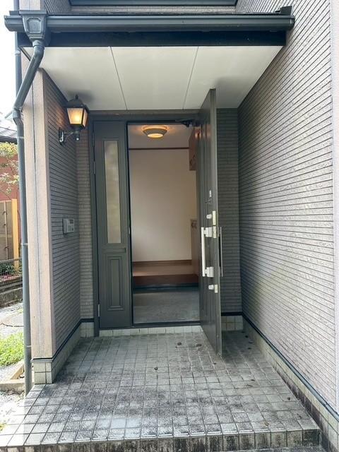 永昌町　売家 玄関