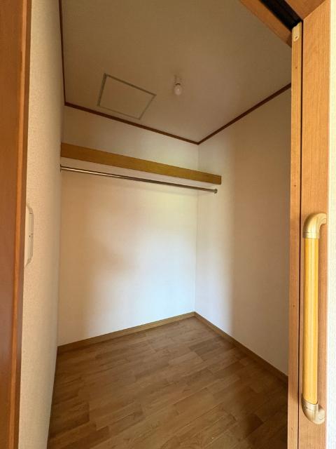 原口町　平屋売家 収納