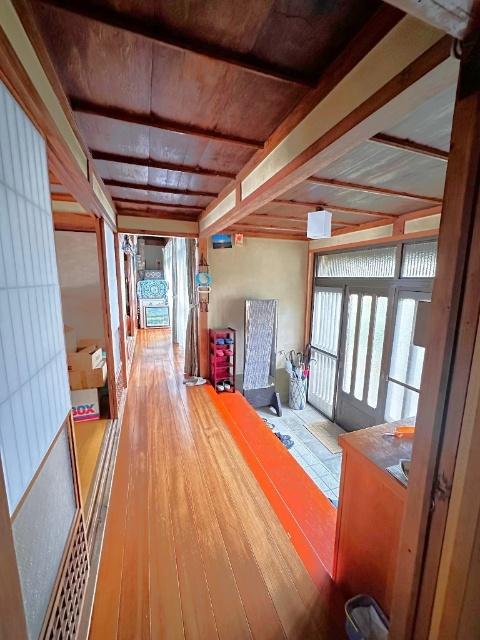 天満町　売家 玄関