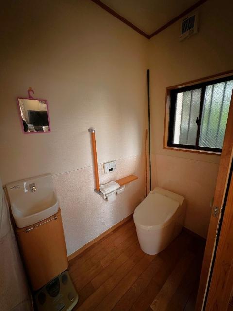 天満町　売家 トイレ