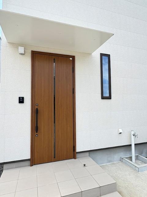 大村市沖田町　分譲住宅　2号棟 玄関