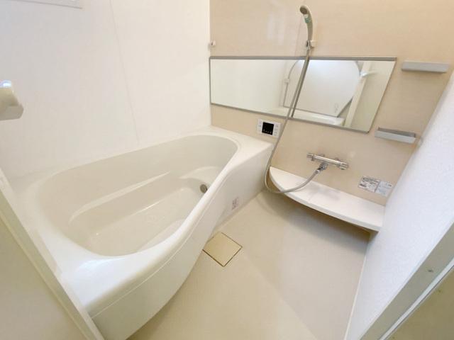 コモレビ大蔵　F（104） 部屋画像