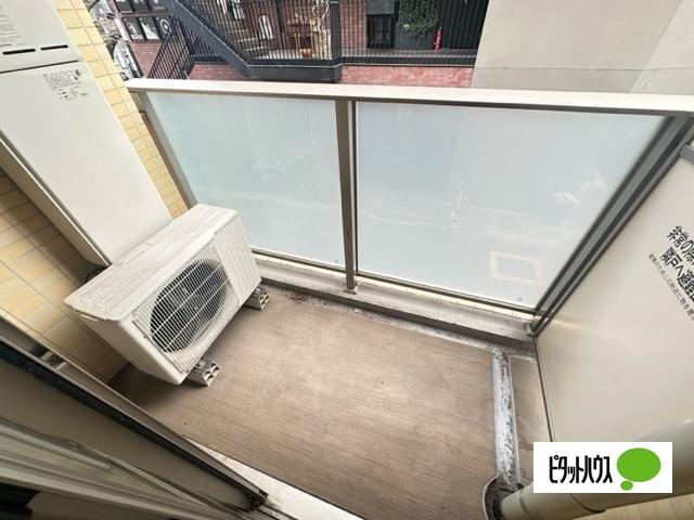 ディアレイシャス都立大駅前 バルコニー
