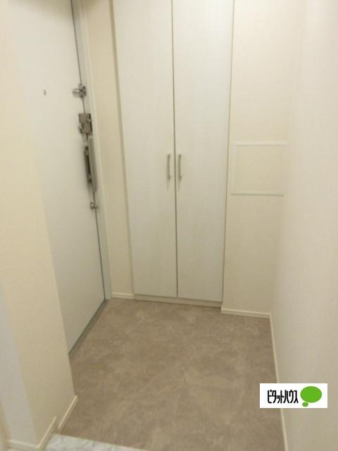 House Avenue 柿の木坂 玄関
