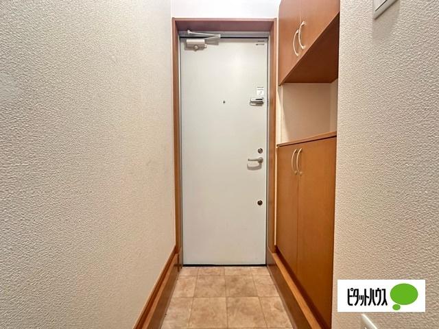 目黒区中根アパート 玄関