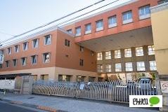 世田谷区立玉川中学校：2129m