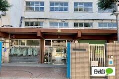 大田区立大森第六中学校：779m