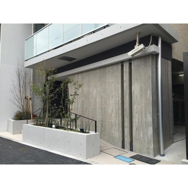 Ｈｏｕｓｅ　Ａｖｅｎｕｅ　柿の木坂（0202） エントランス