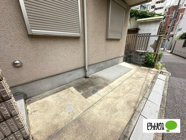 目黒区八雲アパート 駐車場