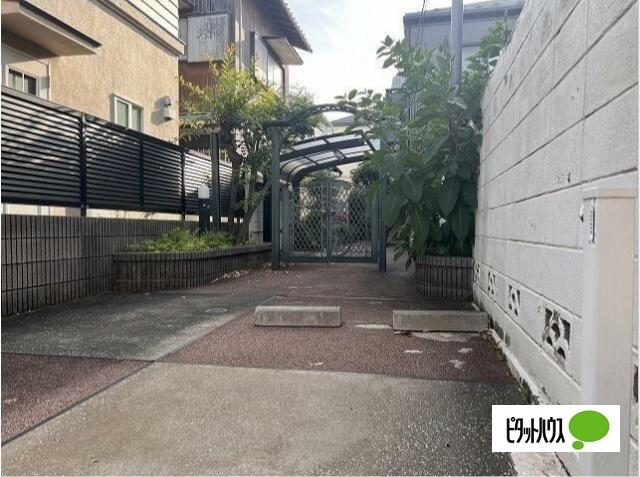 コリーヌ洗足 駐車場