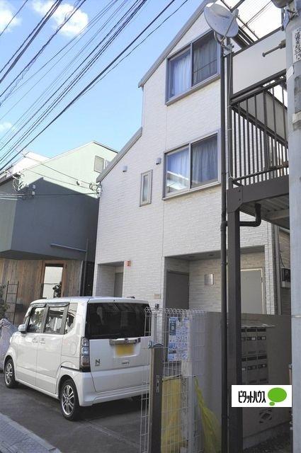 ステュディオ洗足 駐車場