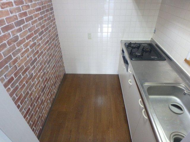能登６番館ＷＥＳＴ キッチン