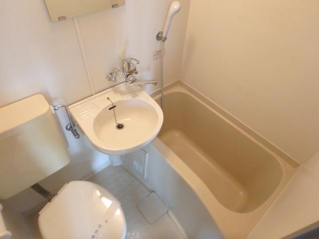 ブレシオンウエスト 部屋画像