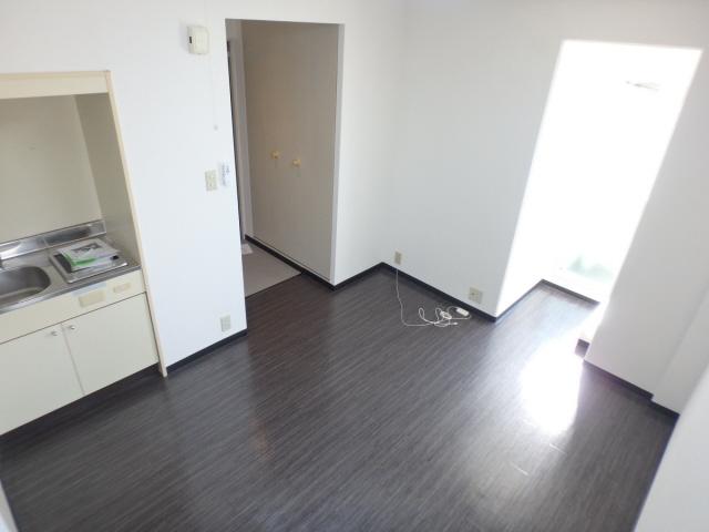 ブレシオンウエスト 部屋画像
