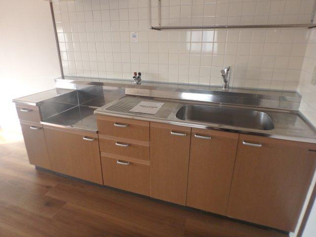 クリスタル 部屋画像